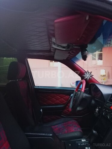 Mercedes C 180 1995, 400,000 km - 1.8 л - Ucar