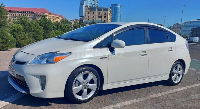 Toyota Prius 2011, 321,869 km - 1.8 l - Bakı