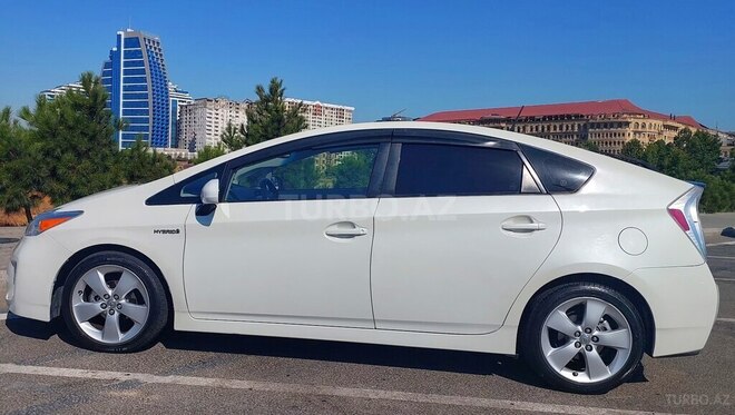 Toyota Prius 2011, 321,869 km - 1.8 l - Bakı