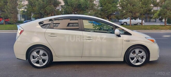 Toyota Prius 2011, 321,869 km - 1.8 l - Bakı
