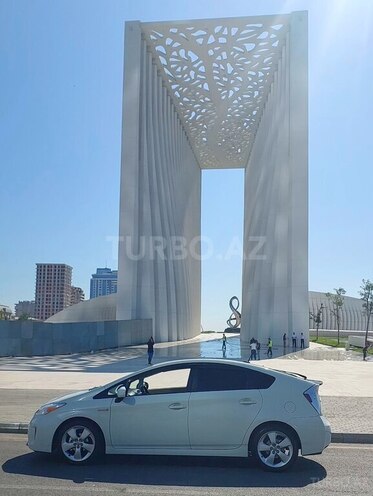 Toyota Prius 2011, 321,869 km - 1.8 l - Bakı