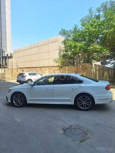 Volkswagen Passat (North America) 2016, 226,000 km - 1.8 л - Bakı