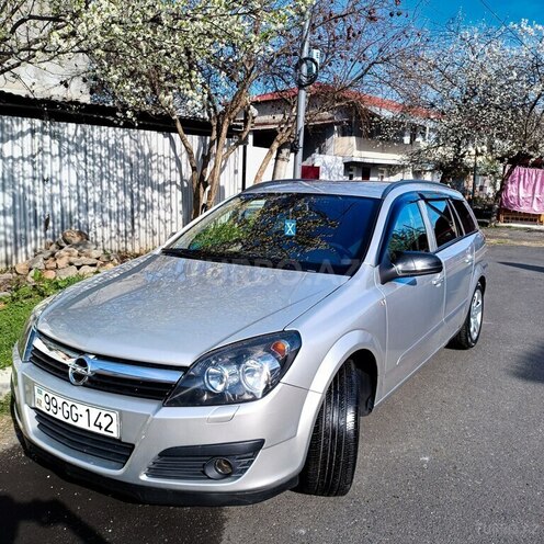 Opel Astra 2006, 260,000 km - 1.4 l - Balakən