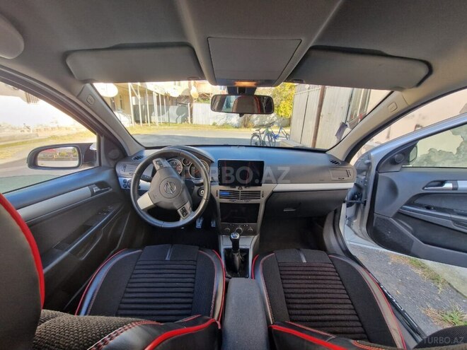 Opel Astra 2006, 260,000 km - 1.4 l - Balakən