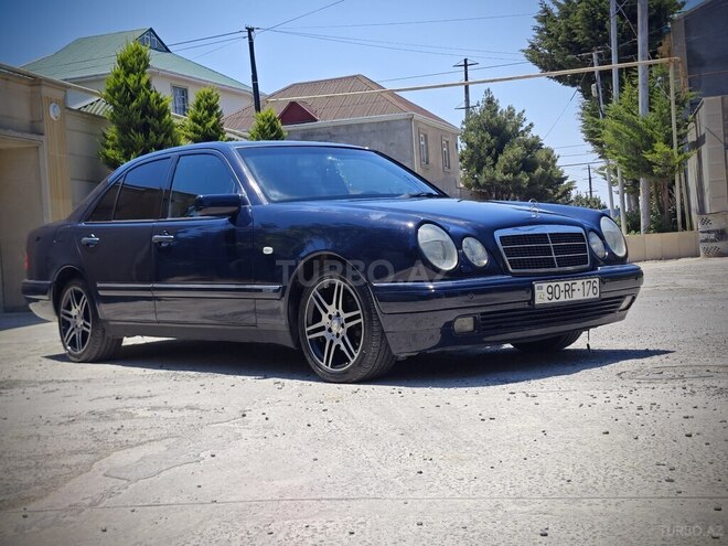 Mercedes E 240 1999, 450,000 km - 2.4 l - Bakı