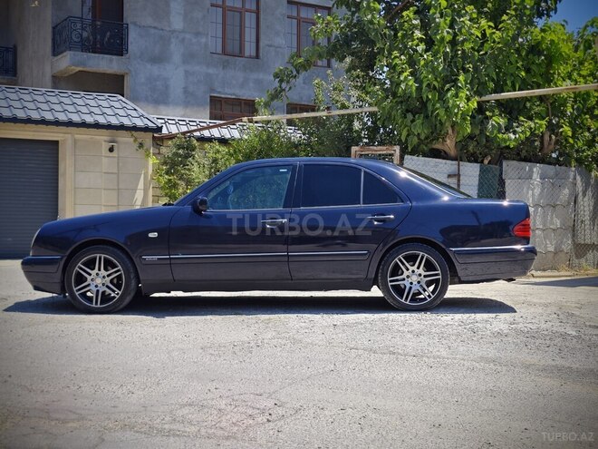 Mercedes E 240 1999, 450,000 km - 2.4 l - Bakı