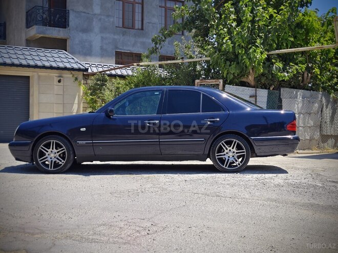 Mercedes E 240 1999, 450,000 km - 2.4 l - Bakı