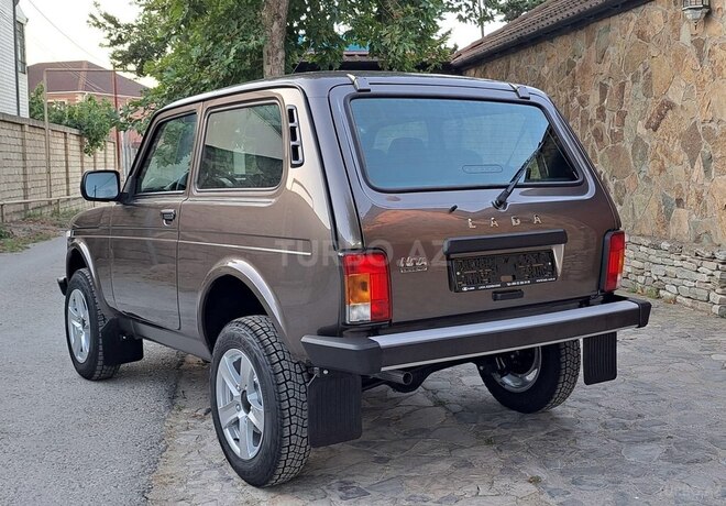 LADA (VAZ) Niva-6