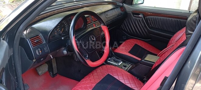 Mercedes C 220 1995, 612,506 km - 2.2 l - Beyləqan