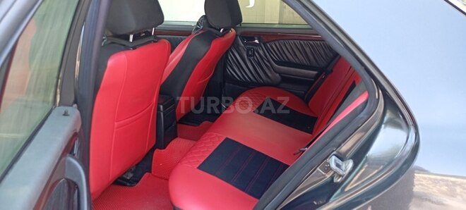 Mercedes C 220 1995, 612,506 km - 2.2 l - Beyləqan