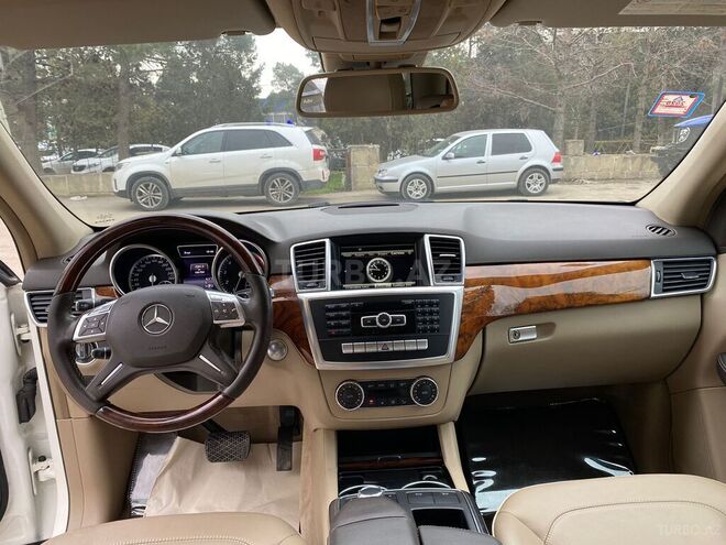 Mercedes ML 350 4MATIC 2013, 166,800 km - 3.5 l - Bakı