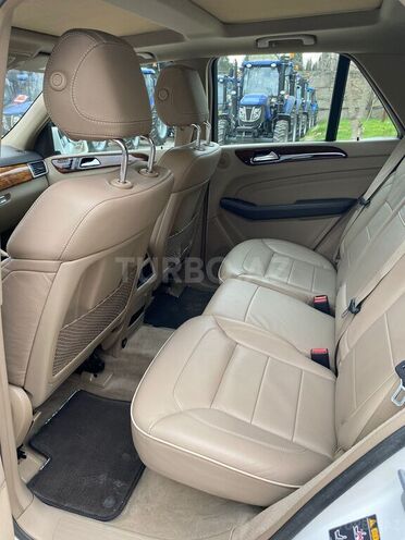 Mercedes ML 350 4MATIC 2013, 166,800 km - 3.5 l - Bakı