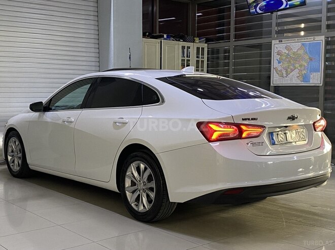 Chevrolet Malibu-9