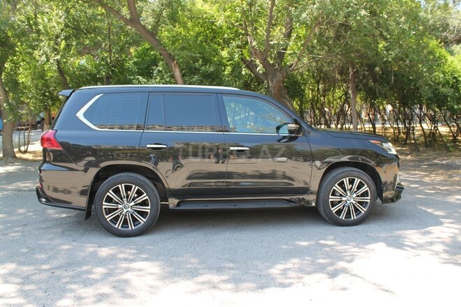 Lexus LX 450d 2018, 98,000 km - 4.5 л - Bakı