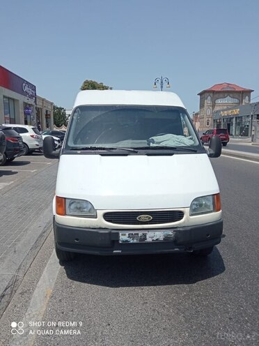 Ford Transit-1