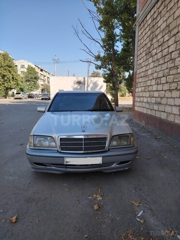 Mercedes C 220 d 2000, 385,000 km - 2.2 л - Gəncə