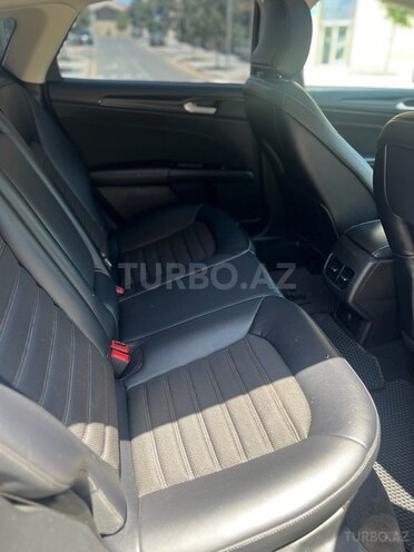 Ford Fusion (North America)-10