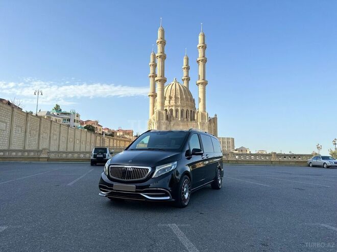 Mercedes V 220 2014, 300,000 km - 2.1 l - Bakı