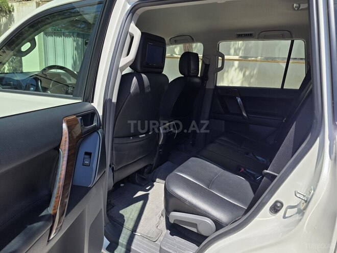 Toyota Land Cruiser Prado 2010, 31,537 km - 2.7 л - Bakı