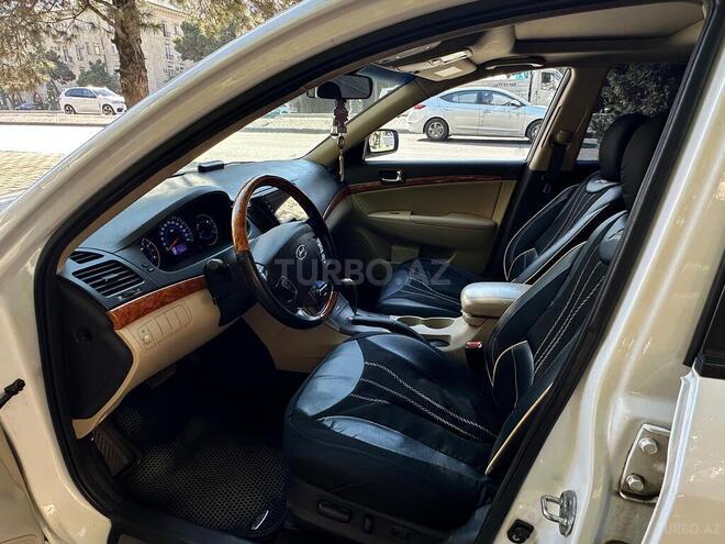 Hyundai Sonata-6