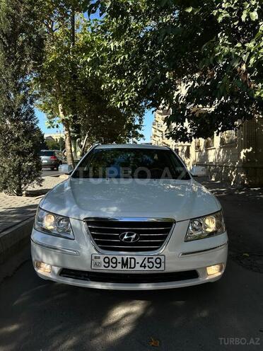 Hyundai Sonata-1