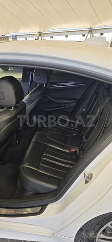 BMW 530-9