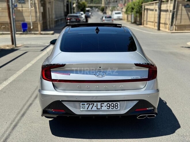 Hyundai Sonata-2
