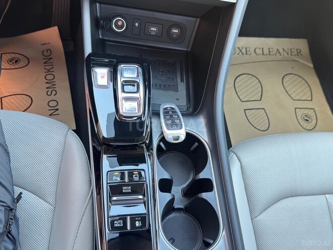 Hyundai Sonata-11