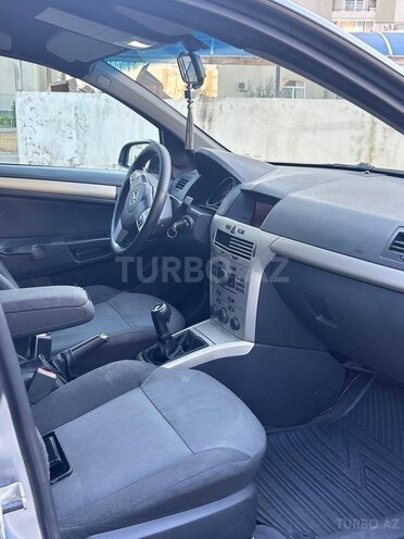 Opel Astra 2008, 333,000 km - 1.3 л - Bakı
