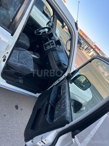 Mitsubishi Pajero io 1999, 326,000 km - 1.8 л - Bakı
