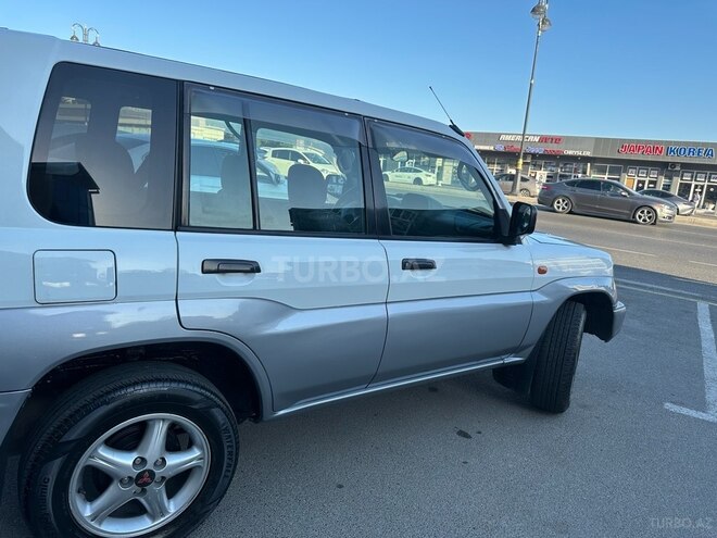 Mitsubishi Pajero io 1999, 326,000 km - 1.8 л - Bakı