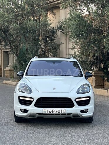 Porsche Cayenne-5