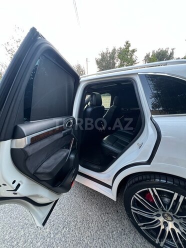 Porsche Cayenne-9