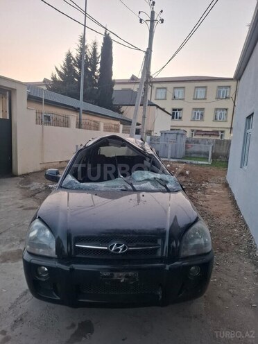 Hyundai Tucson 2007, 205,650 km - 2.0 l - Salyan