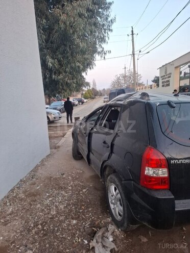 Hyundai Tucson 2007, 205,650 km - 2.0 l - Salyan