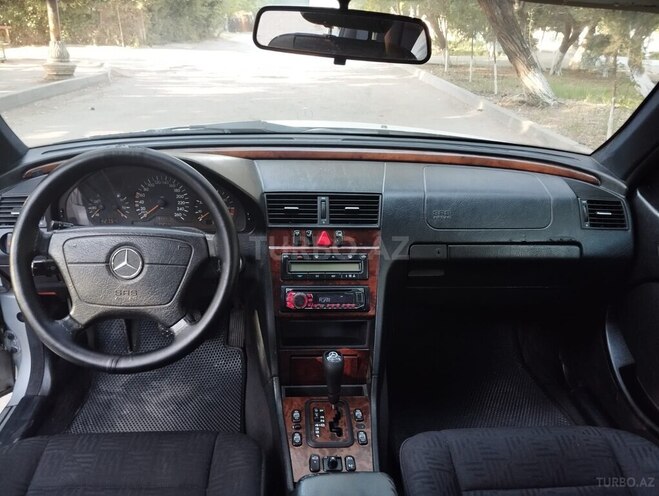 Mercedes C 240 1999, 245,544 km - 2.4 l - Sumqayıt