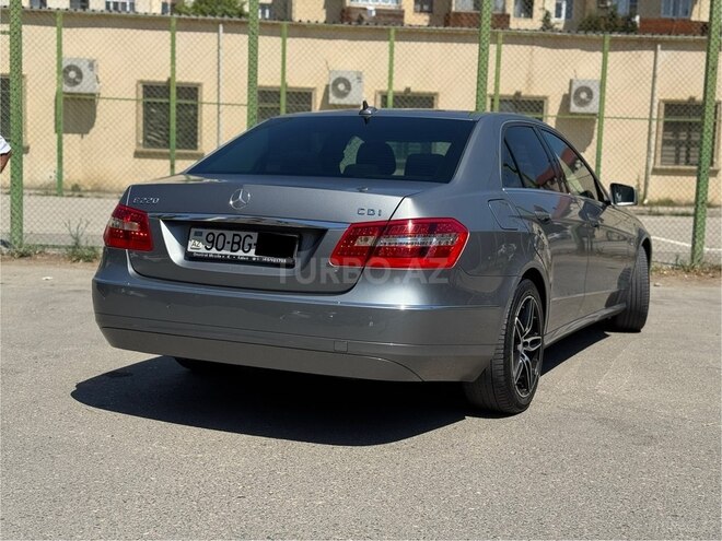 Mercedes E 220 d 2010, 237,000 km - 2.2 l - Bakı