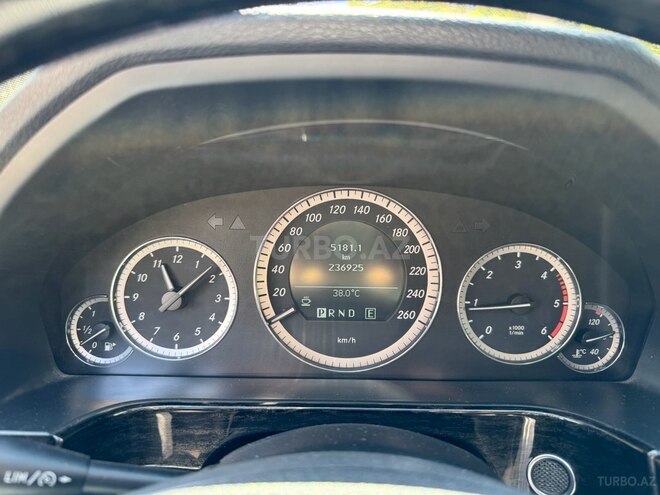 Mercedes E 220 d 2010, 237,000 km - 2.2 l - Bakı
