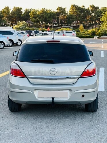 Opel Astra 2007, 203,000 km - 1.4 л - Bakı