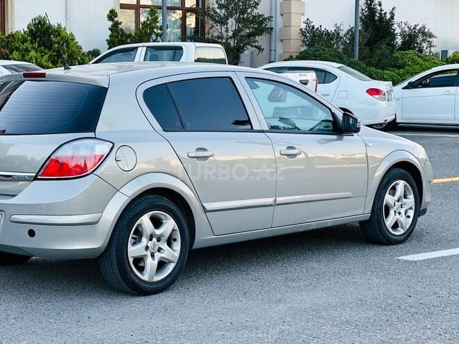 Opel Astra 2007, 203,000 km - 1.4 л - Bakı