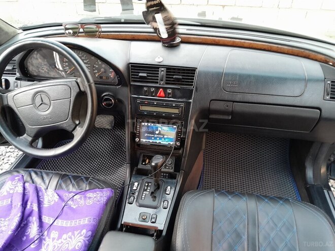 Mercedes C 230 1996, 431,441 km - 2.3 l - Salyan