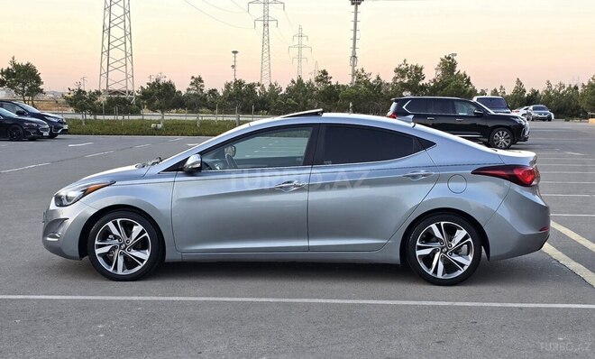 Hyundai Elantra 2015, 170,092 km - 1.8 l - Bakı