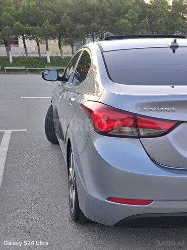 Hyundai Elantra 2015, 170,092 km - 1.8 l - Bakı
