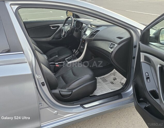 Hyundai Elantra 2015, 170,092 km - 1.8 l - Bakı