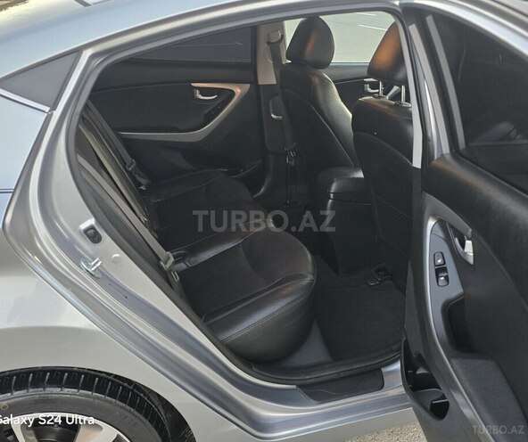 Hyundai Elantra 2015, 170,092 km - 1.8 l - Bakı