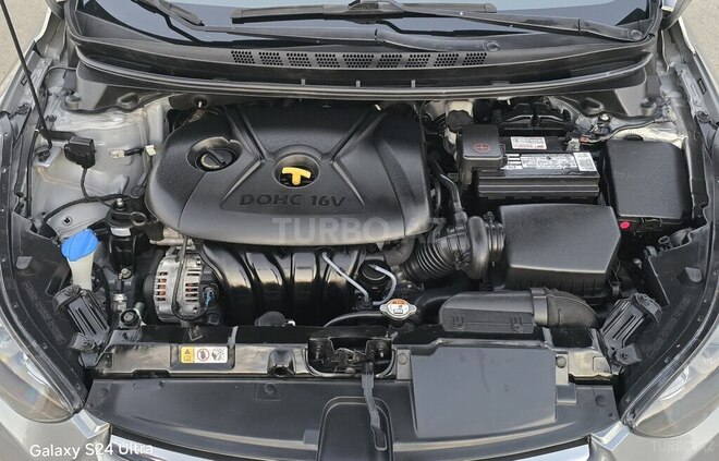 Hyundai Elantra 2015, 170,092 km - 1.8 l - Bakı