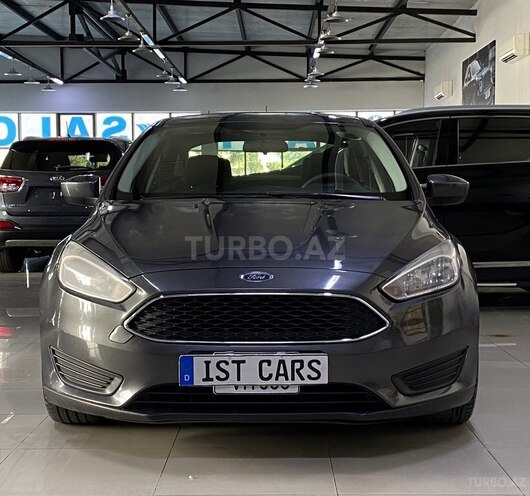 Ford Focus-1