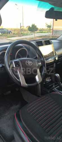 Toyota Land Cruiser Prado 2010, 220,785 km - 2.7 л - Bakı