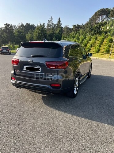 Kia Sorento-5