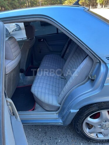 Mercedes 190 1992, 300,286 km - 2.0 л - Sumqayıt